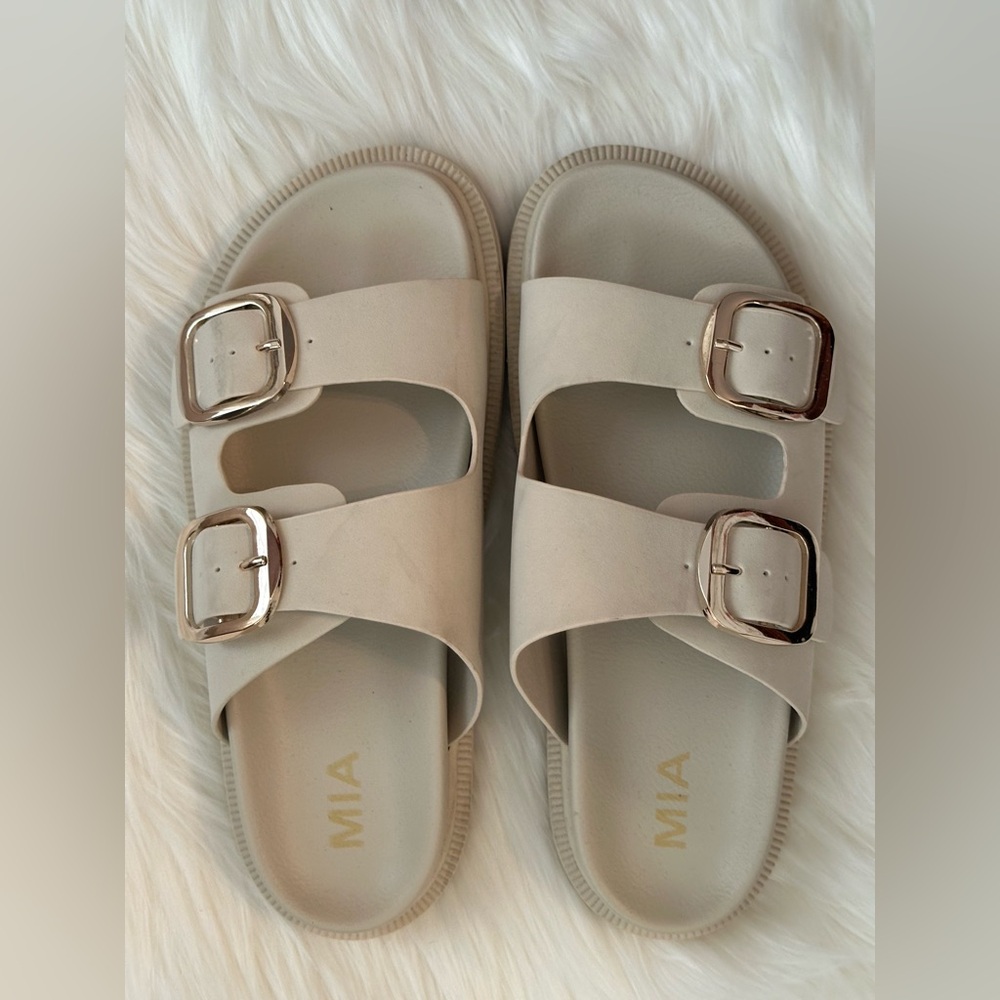 EUC - MIA Cream Double Buckle Sandals